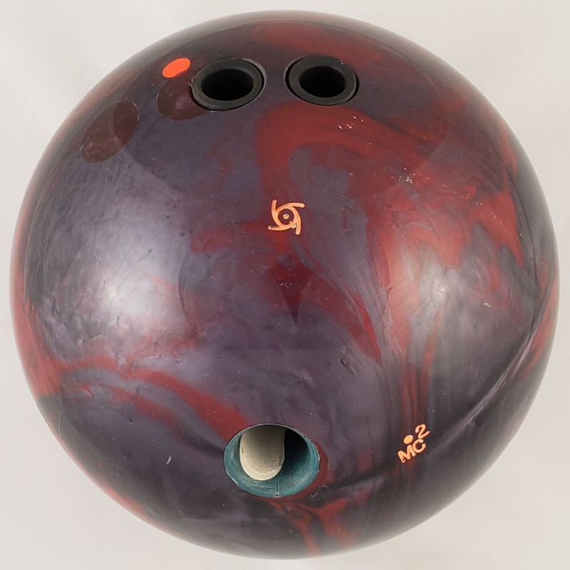 Complete fingertip drilled ball